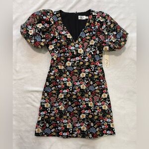 ✨ Eliza J Embroidered Floral Dress ✨